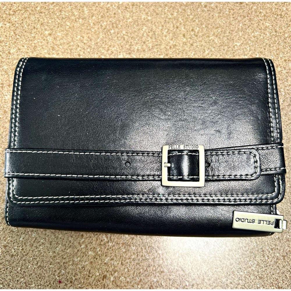 Wilson's Leather Pelle Studio Wallet Black Solid Buckle Strap Credit Card Zip